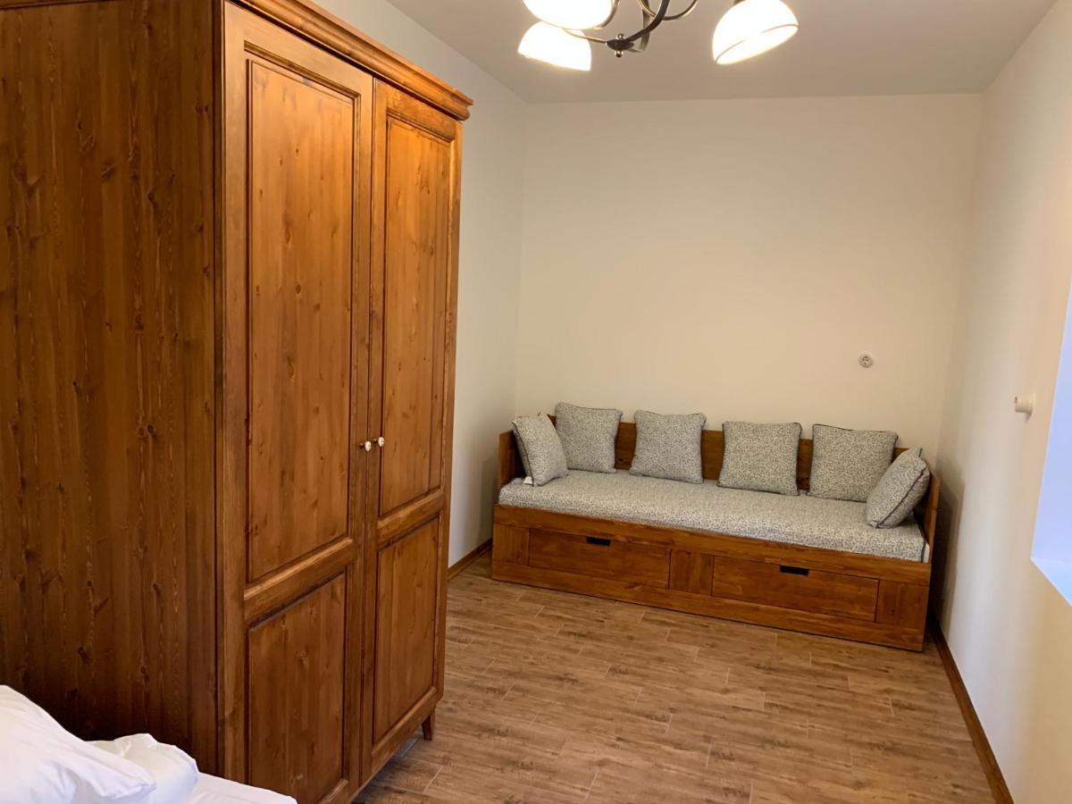 Szazesztendos Reveszhaz Apartman Szigetmonostor Ngoại thất bức ảnh